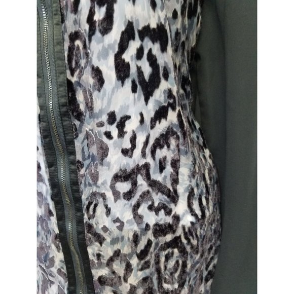 Lane Bryant Women's Top V-neck Leopard Print 14/16 - Picture 6 of 8